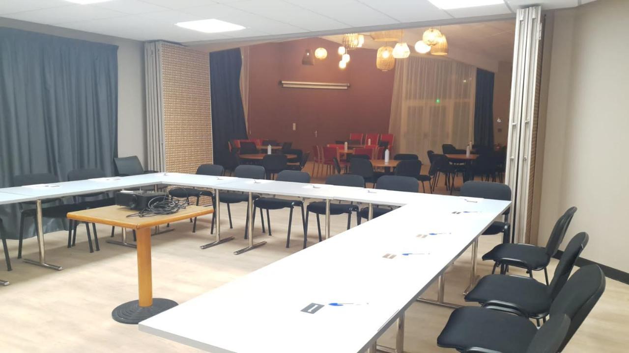 Greet Hotel Castres Saix Saix  Экстерьер фото