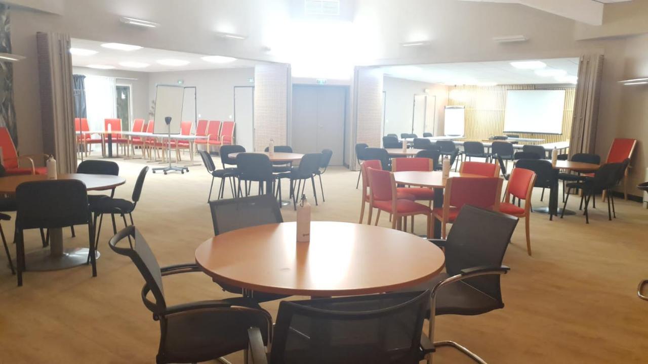 Greet Hotel Castres Saix Saix  Экстерьер фото