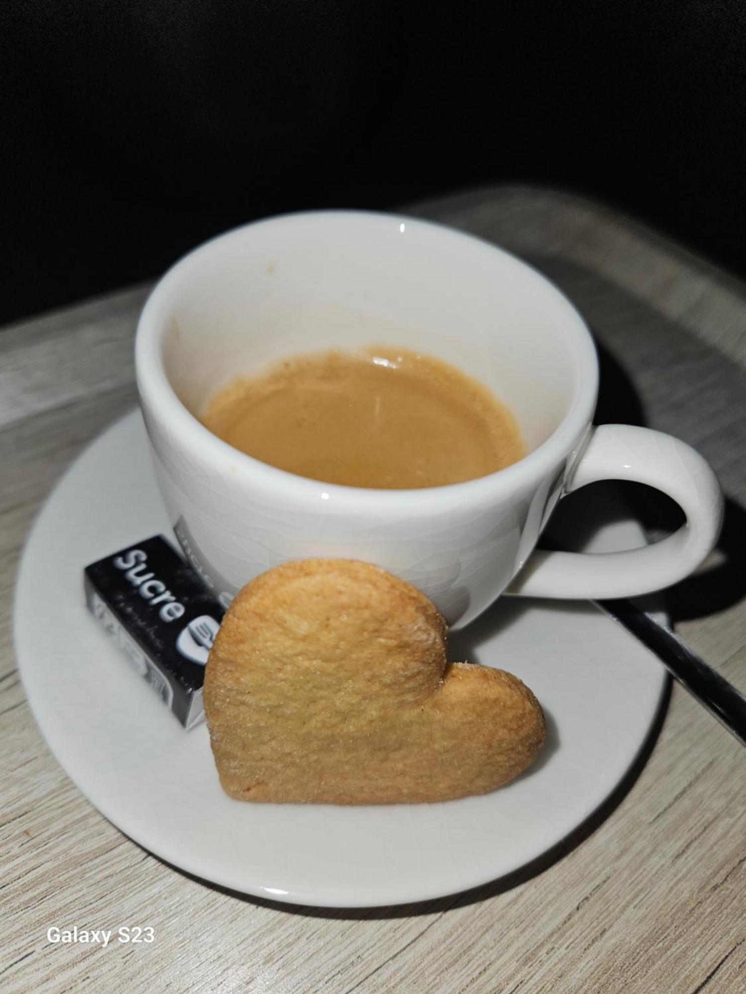 Greet Hotel Castres Saix Saix  Экстерьер фото
